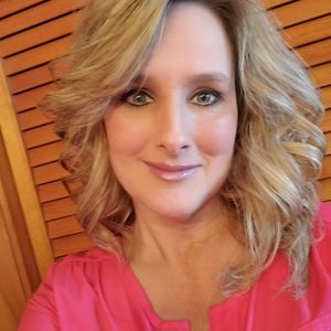 Meet your Posher, Joy